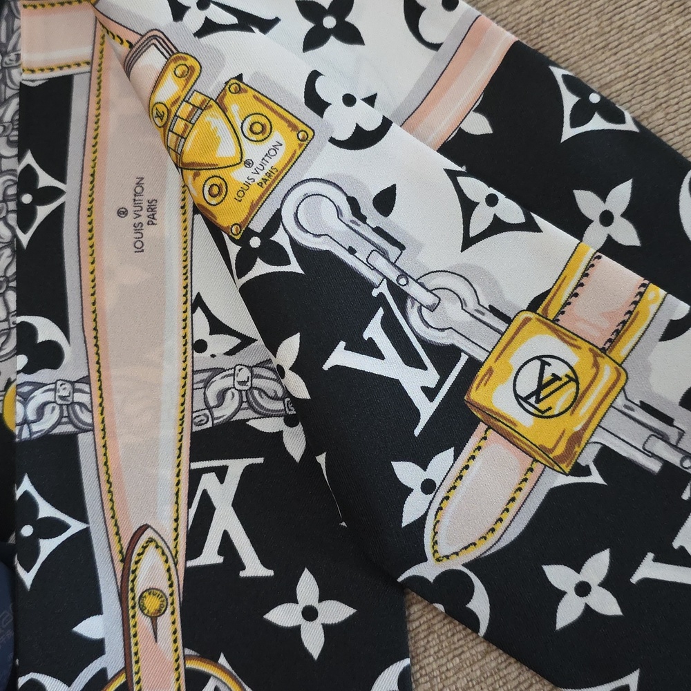 Monogram Confidential Bandeau - Picture 4 of 4